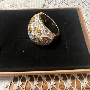 Karis natural, yellow, and diamond floral accent ring in size6